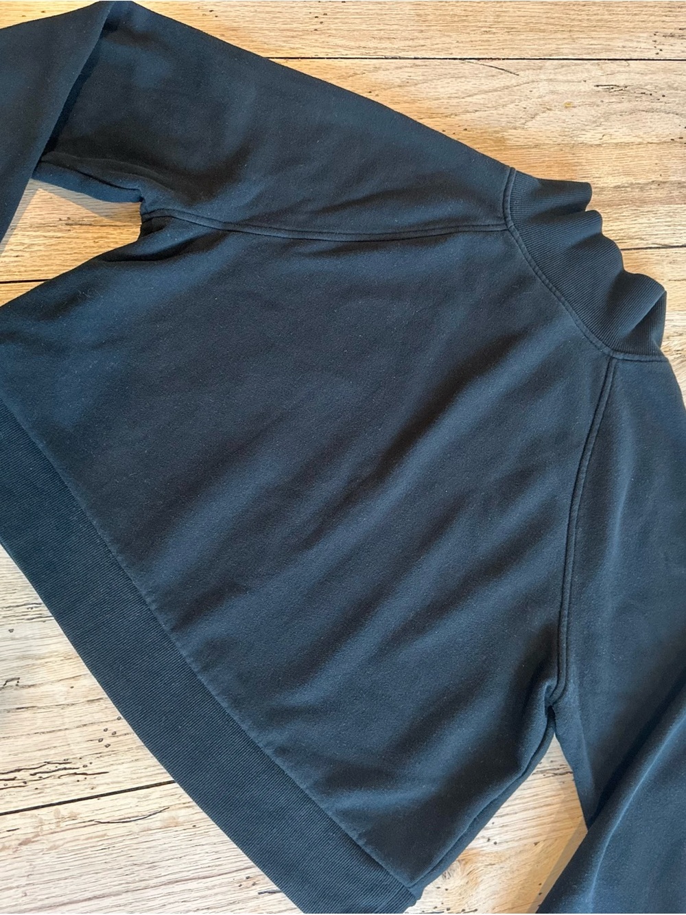 a new day Black Women's Pullover Cropped Sweatshirt
